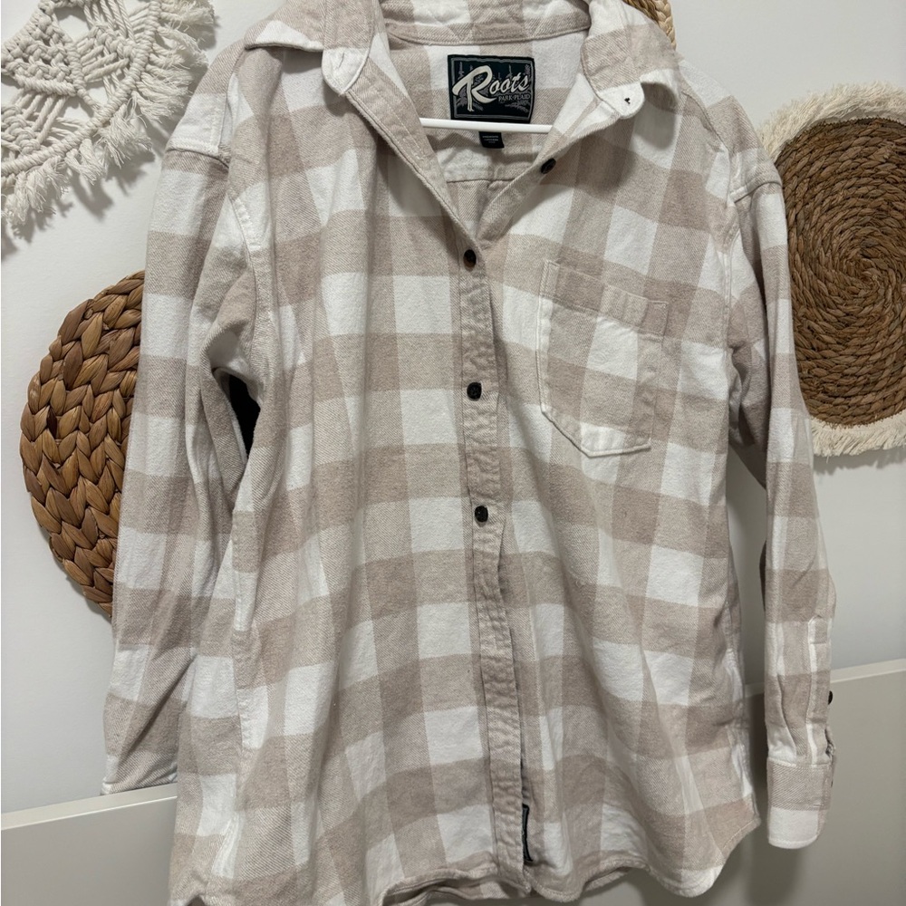 Roots Park Plaid Beige and White Flannel button down Shirt